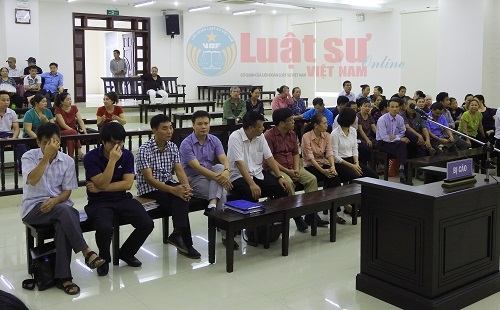 Vụ án Tây Hồ Tây, TP Hà Nội: Cán bộ cấp xã tù giam, cấp huyện và thành phố hưởng  án treo