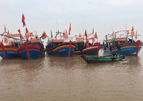 Nghị lực của những “hòn vọng phu” làng Diêm Phố