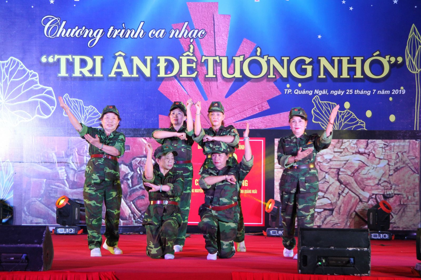 Tiết mục văn nghệ của NCT TP Quảng Ng&agrave;i kỉ niệm 72 năm Ng&agrave;y Thương binh - Liệt sĩ