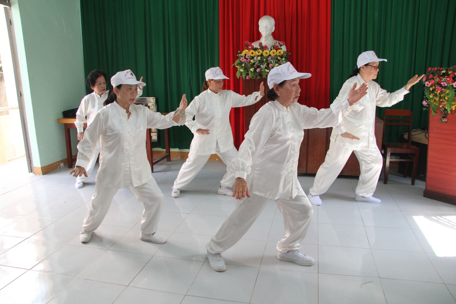 B&agrave;i tập dưỡng sinh của NCT phường Nguyễn Nghi&ecirc;m