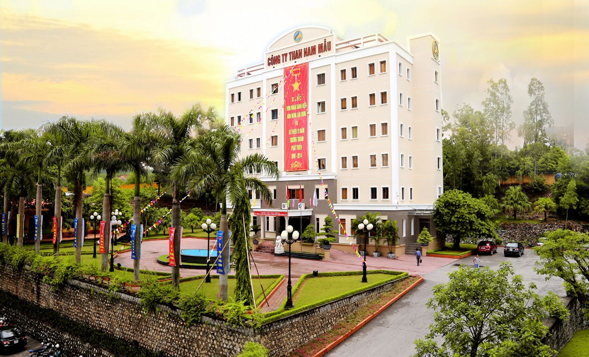 Trụ sở C&ocirc;ng ty than Nam Mẫu-TKV tại TP U&ocirc;ng B&iacute;, tỉnh Quảng Ninh