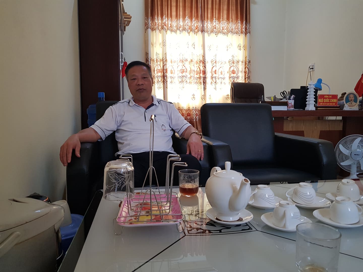 &Ocirc;ng Ng&ocirc; Quốc Chinh trong buổi l&agrave;m việc với ph&oacute;ng vi&ecirc;n