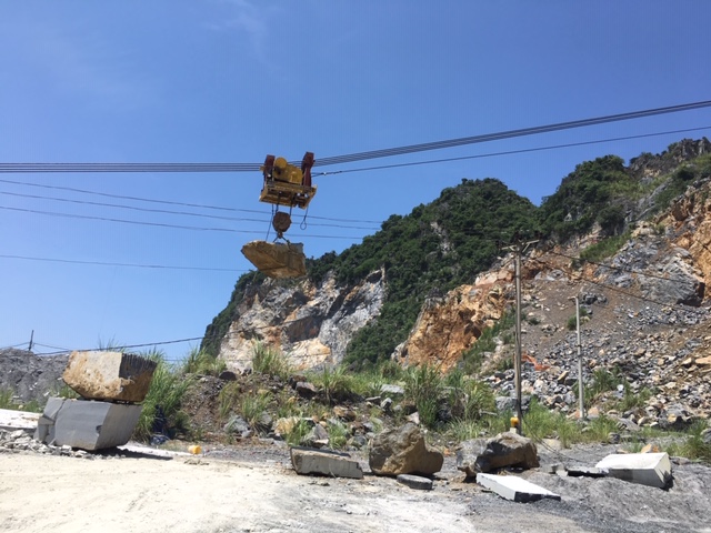 Tỉnh Thanh Hóa cần tháo gỡ khó khăn cho các doanh nghiệp khai thác đá