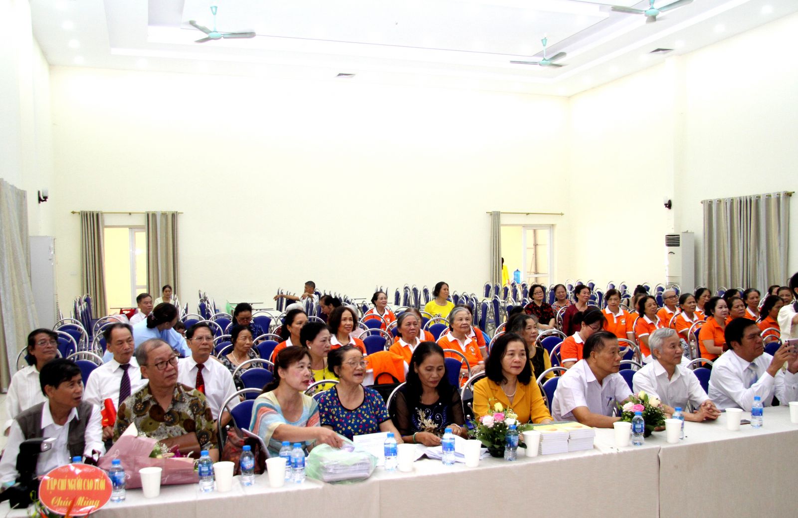C&aacute;c đại biểu tham dự