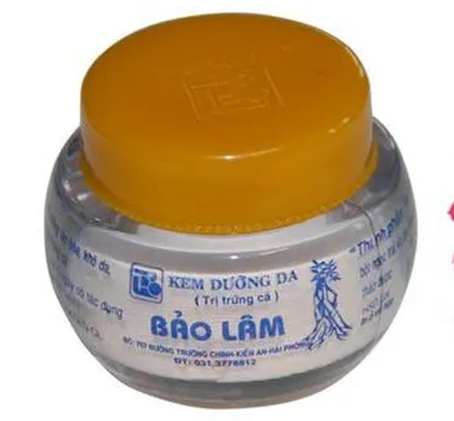 Sản phẩm Bảo L&acirc;m trắng da ngừa trị mụn.