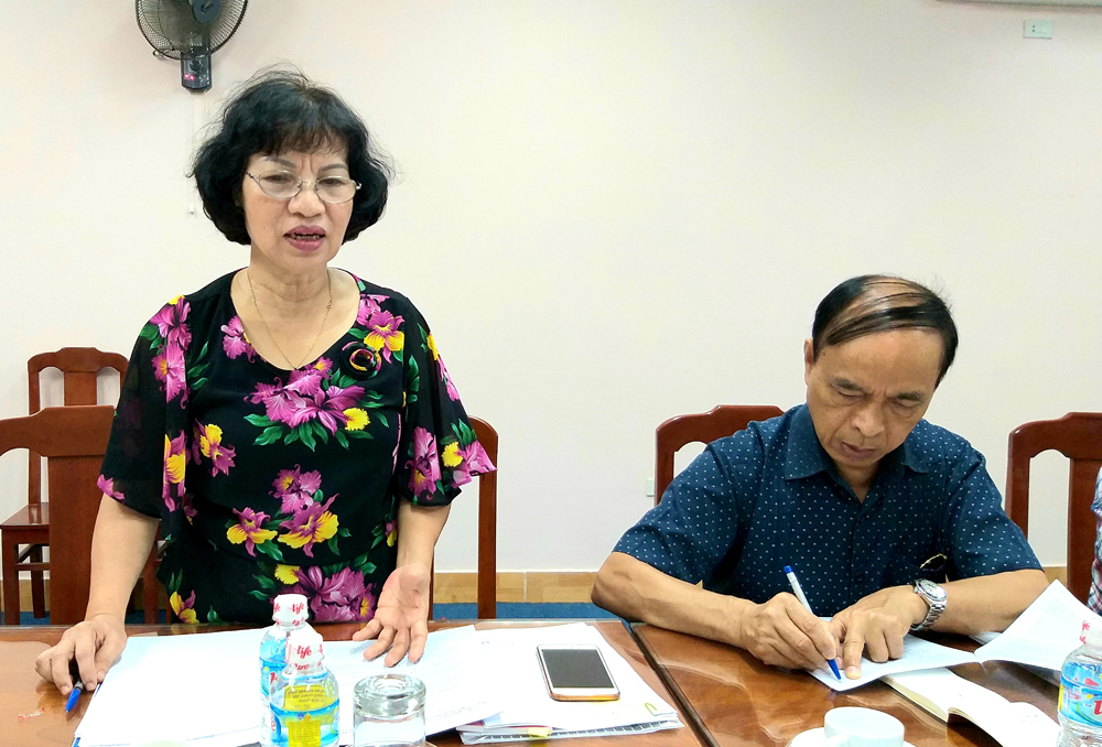 -B&agrave; Ho&agrave;ng Thị Việt Phương - Ủy vi&ecirc;n Ban Thường vụ, Trưởng ban Tổ chức đ&aacute;nh gi&aacute; cao những kết quả m&agrave; Hội NCT B&igrave;nh Định đạt được trong những năm qua