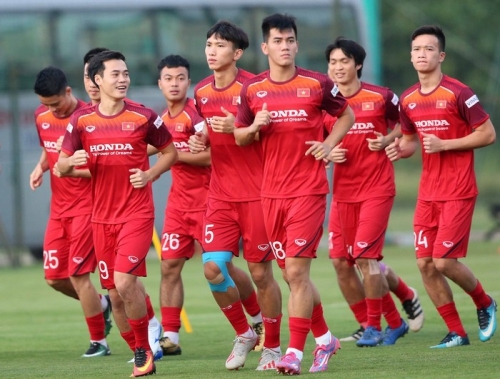 HLV Park chính thức loại 3 cầu thủ khỏi ĐT Việt Nam trước ngày sang Thái Lan