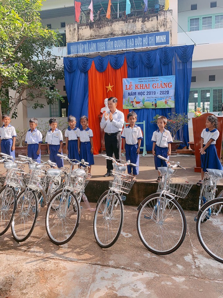 Bình Thuận: Gần 5,5 tỉ đồng tiếp bước cho học sinh đến trường