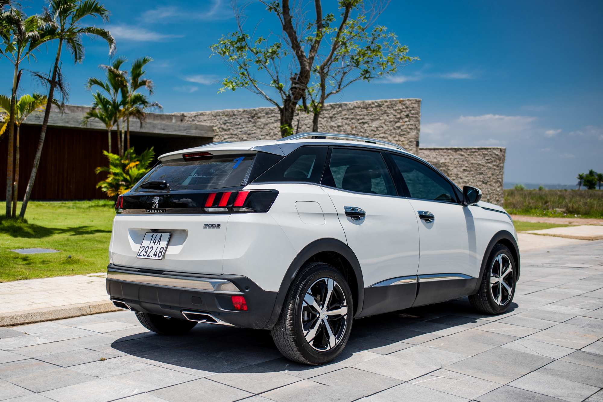 Peugeot ưu đãi giá lên đến 50 triệu và nhiều quyền lợi hấp dẫn khác