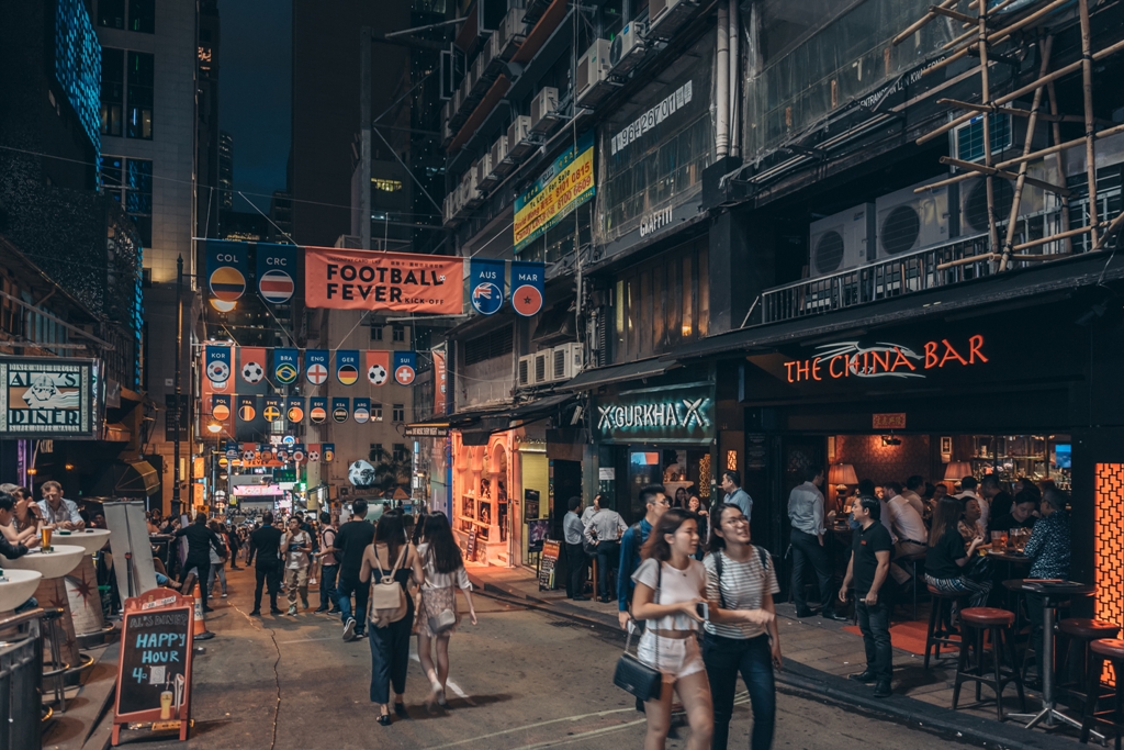 Xứ Cảng thơm kh&ocirc;ng bao giờ ngủ (Ảnh: Shutterstock)