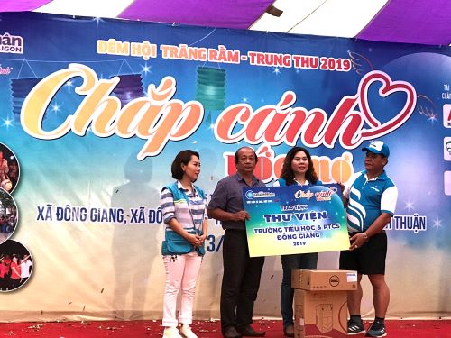 CLB Doanh nhân Sài Gòn: Gần 1,1 tỉ đồng tặng quà cho học sinh vùng cao Bình Thuận