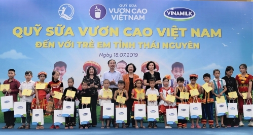 Quỹ sữa Vươn Cao Việt Nam: Nỗ lực vì sứ mệnh “Để mọi trẻ em đều được uống sữa mỗi ngày”