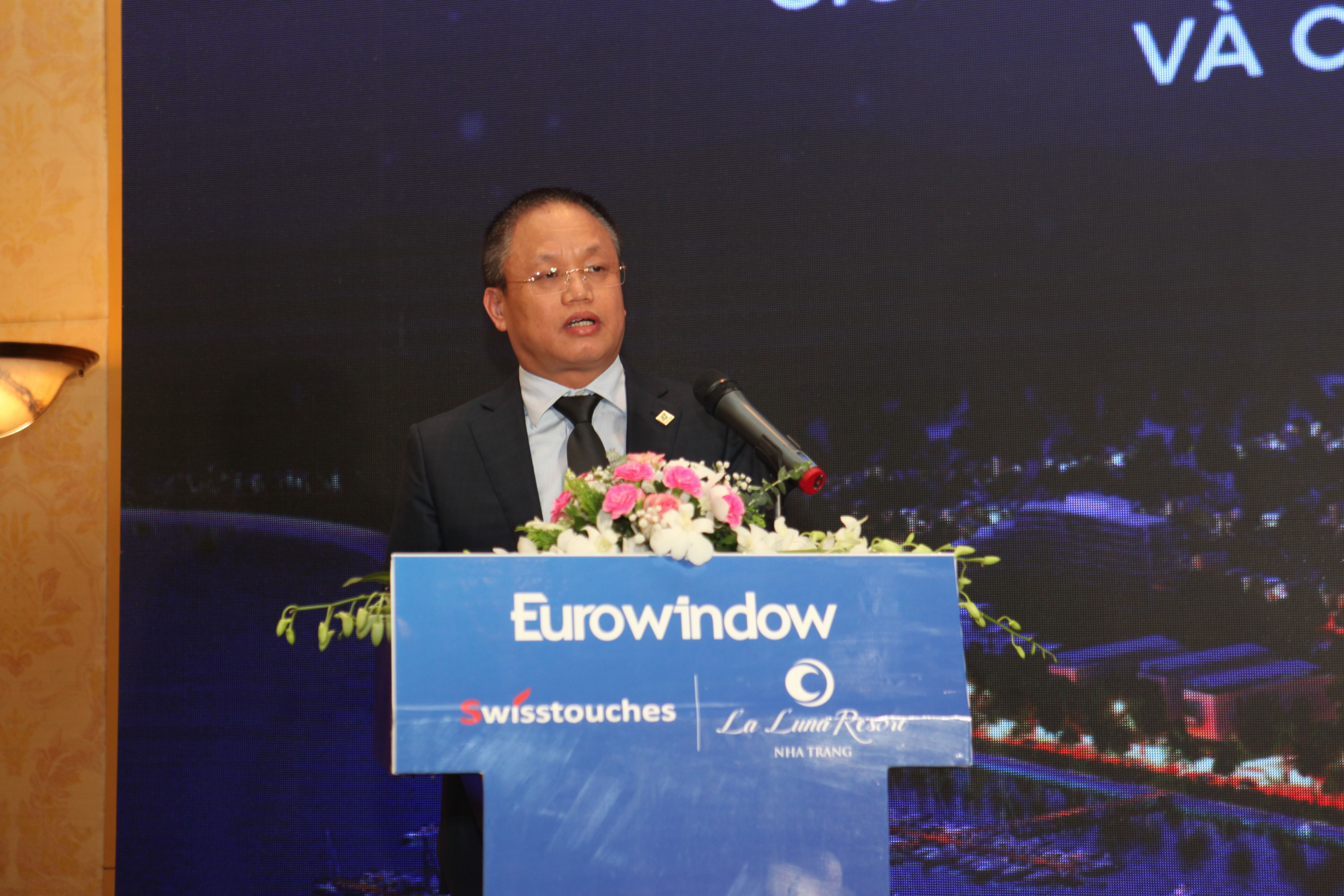 &ocirc;ng Nguyễn Cảnh Hồng - TGĐ C&ocirc;ng ty CP Eurowindow