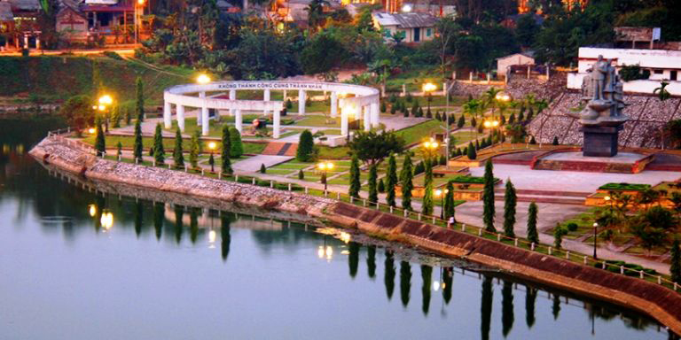 Một g&oacute;c Khu di t&iacute;ch mộ Nguyễn Th&aacute;i Học v&agrave; c&aacute;c liệt sĩ tại TP Y&ecirc;n B&aacute;i