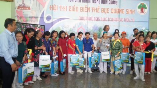 Hội NCT quận 1, TP Hồ Chí Minh: Nhiều hoạt động chào đón Ngày Quốc tế NCT