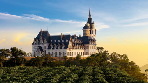 L&acirc;u đ&agrave;i &ldquo;khủng&rdquo; tr&ecirc;n đỉnh Tam Đảo đang g&acirc;y x&ocirc;n xao dư luận của đại gia L&ecirc; Xu&acirc;n Trường.