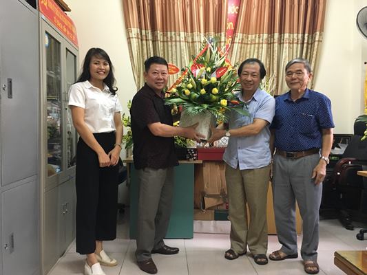 Thăm và chúc mừng Hội NCT tỉnh Thanh Hóa nhân ngày Quốc tế Người cao tuổi