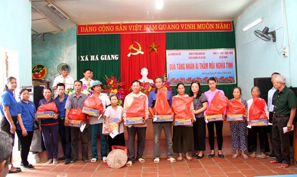 Hội NCT tỉnh Thanh Hóa thăm và tặng quà hội viên nhân Tháng hành động vì NCT Việt Nam