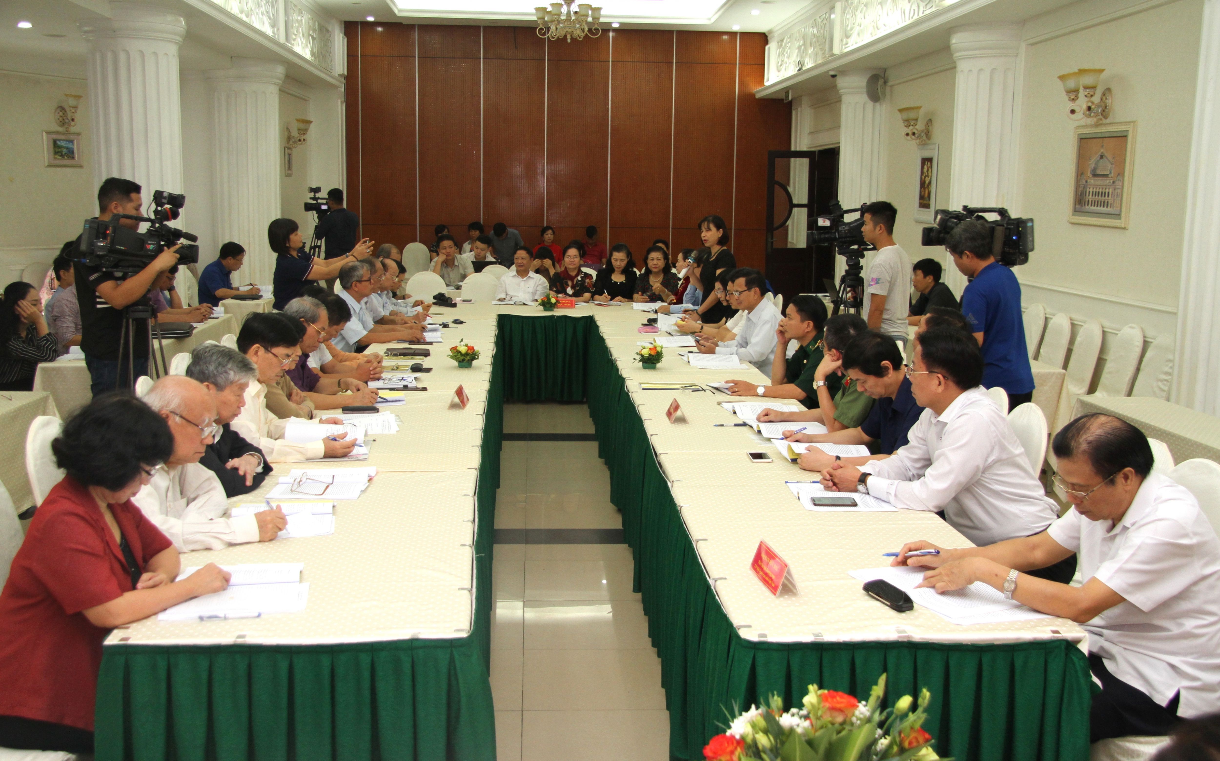 C&aacute;c đại biểu tham dự Hội thảo vai tr&ograve; của NCT trong hệ thống ch&iacute;nh trị hiện nay