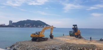 Lấn lấp biển làm thủy cung, dân lo "phá nát" biển Vũng Tàu