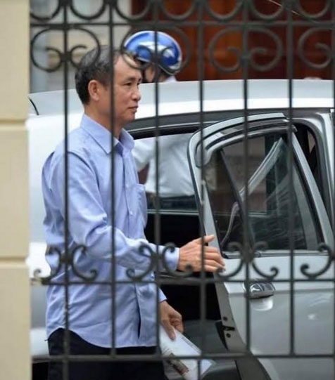 Bị c&aacute;o Phạm Văn Khu&ocirc;ng.