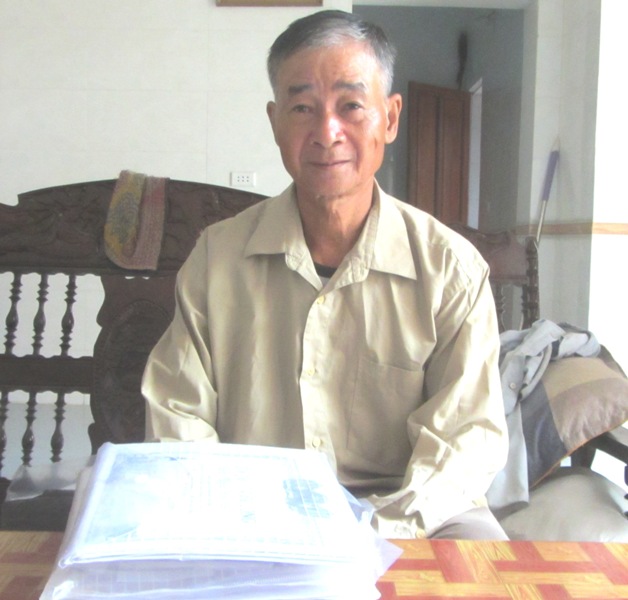 &Ocirc;ng Nguyễn Văn Chương ch&aacute;u Mẹ Việt Nam Anh h&ugrave;ng Nguyễn Thị Cọi với chồng đơn k&ecirc;u cứu