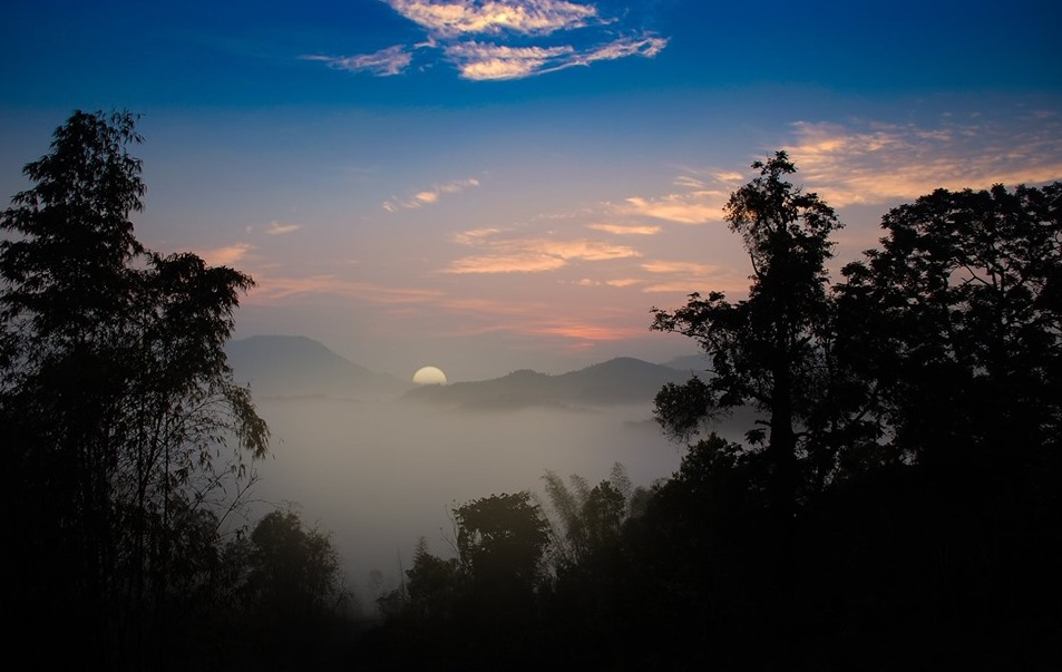 Mẫu Sơn đẹp như ti&ecirc;n cảnh