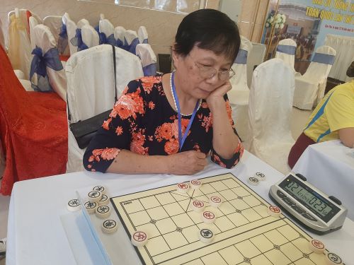 Giải thi đấu cờ tướng trung cao tuổi toàn quốc lần thứ VI: Ngày thi đấu thứ 02 diễn ra sôi động