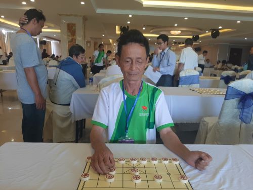 Giải thi đấu cờ tướng trung cao tuổi toàn quốc lần thứ VI: Ngày thi đấu thứ 02 diễn ra sôi động