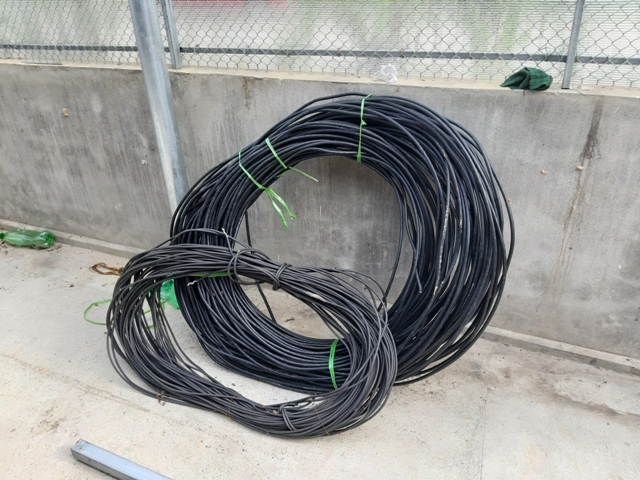 Ch&iacute;nh quyền thị trấn cho cắt điện c&aacute;c nh&agrave;, mục đ&iacute;ch đuổi d&acirc;n ra khỏi khu vực