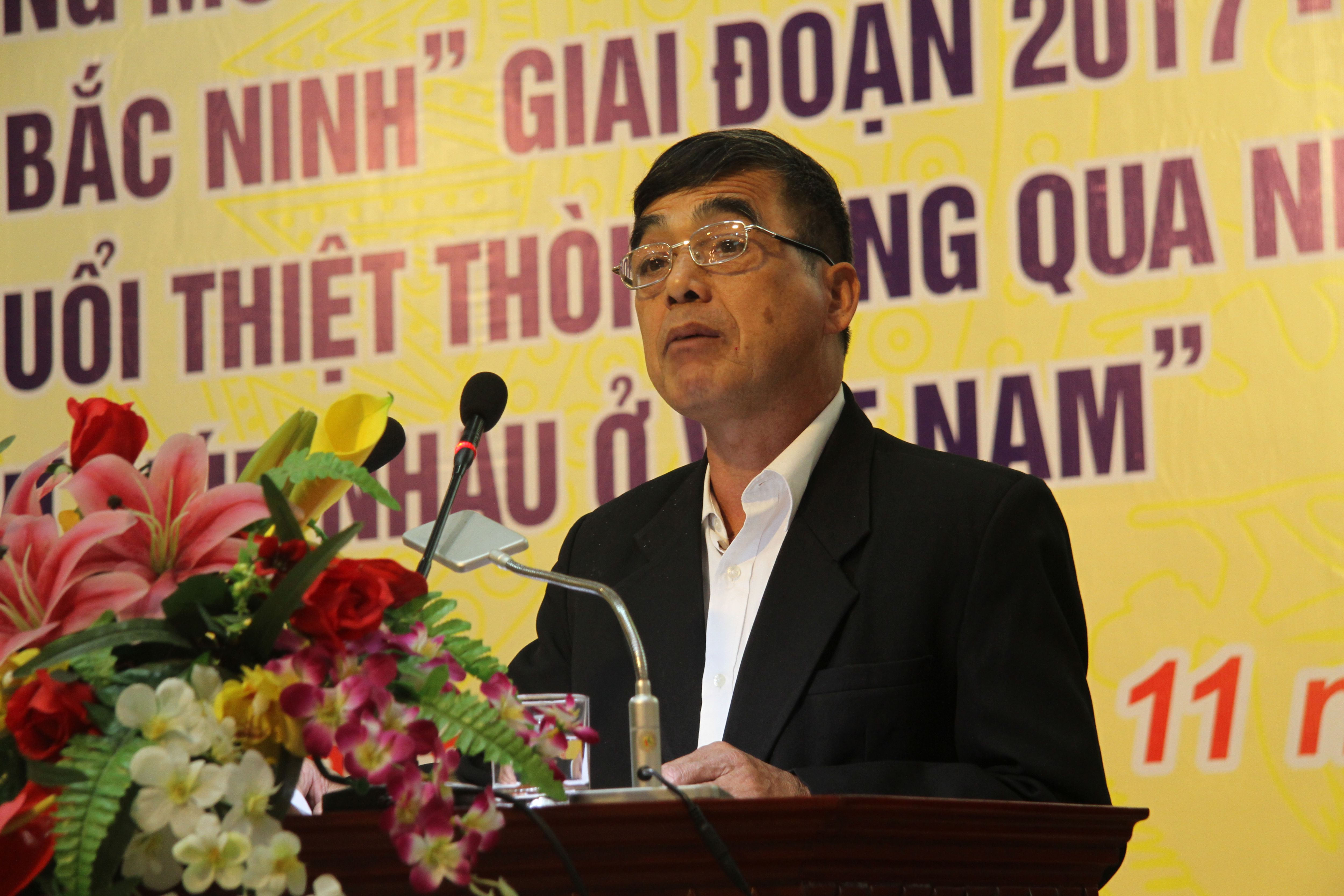 Đại biểu tham luận