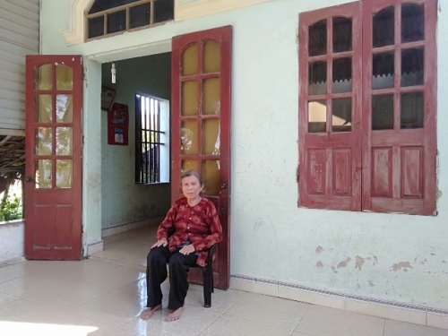 Huyện Tĩnh Gia, tỉnh Thanh Hóa: Vợ liệt sĩ và nỗi đau đáu chờ cấp sổ đỏ nhà tình nghĩa