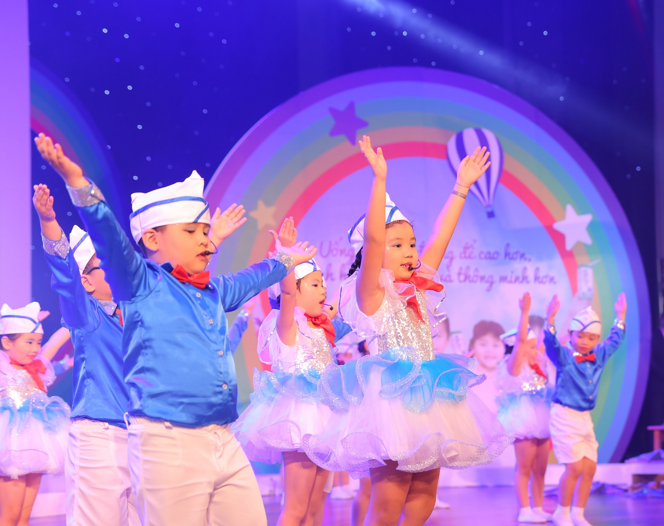 C&ugrave;ng với sự đồng h&agrave;nh của Chương tr&igrave;nh Sữa học đường, tỷ lệ suy dinh dưỡng trẻ em đ&atilde; giảm nhanh v&agrave; bền vững