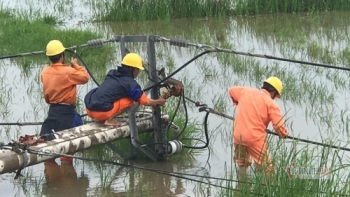 Nhiều tỉnh chịu thiệt hại nặng nề do bão số 6
