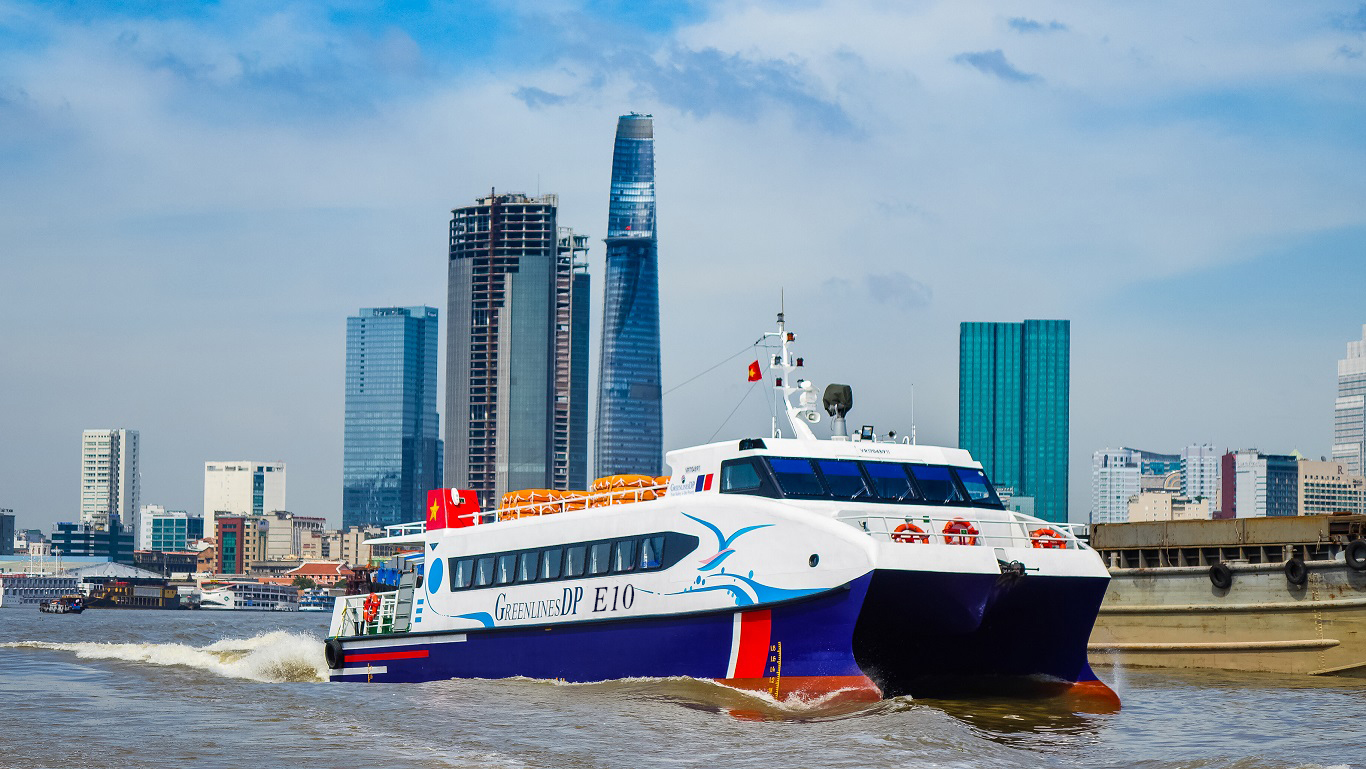 3.GreenlinesDP l&agrave; đơn vị chuy&ecirc;n cung cấp c&aacute;c loại t&agrave;u cao tốc phục vụ vận tải h&agrave;nh kh&aacute;ch cho c&aacute;c v&ugrave;ng trọng điểm như TP.HCM, Cần Giờ, Vũng T&agrave;u&hellip;