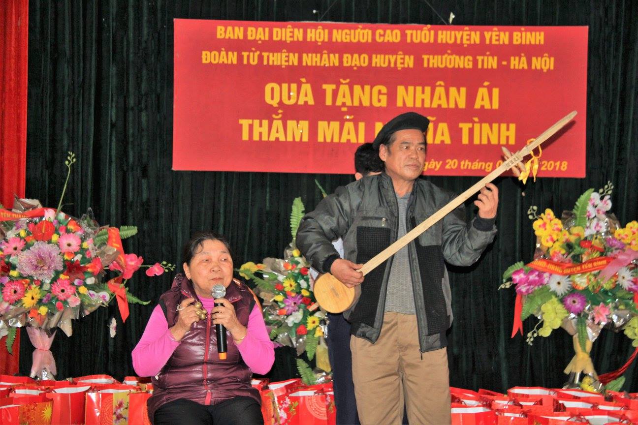 Tiết mục văn nghệ của NCT huyện Y&ecirc;n B&igrave;nh