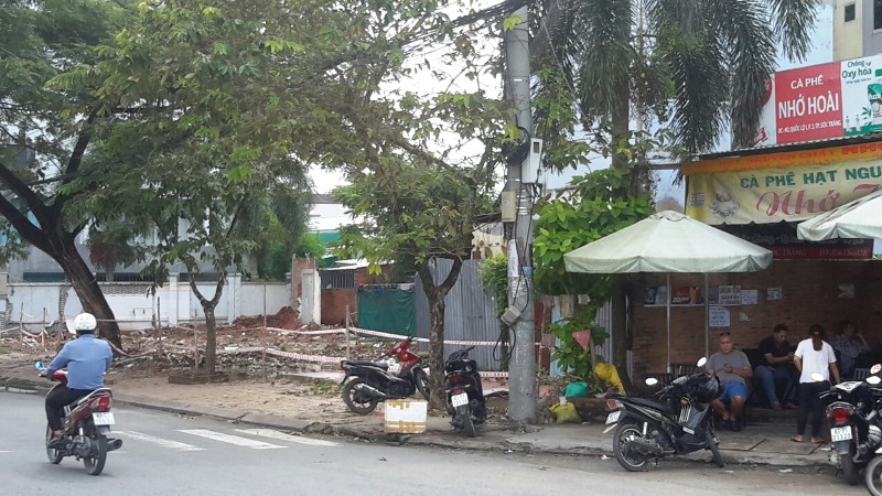 Phần đất thu hồi nhưng chưa giải quyết quyền lợi, hợp ph&aacute;p ch&iacute;nh đ&aacute;ng cho gia đ&igrave;nh cụ Hương.