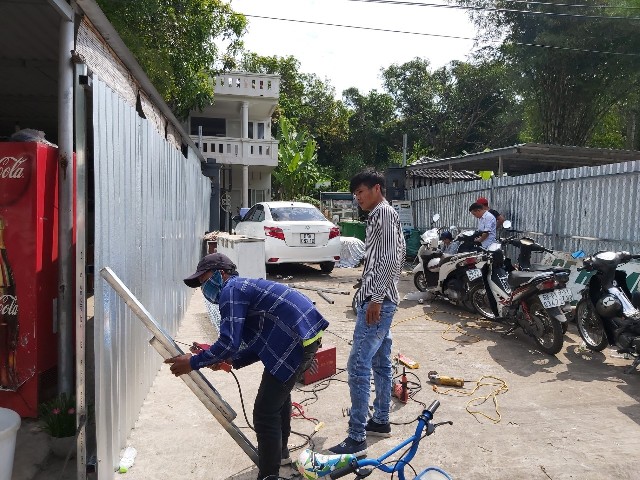 &Ocirc;ng C&ocirc;ng c&ograve;n cho qu&acirc;y ri&ecirc;ng một khu để chiếm đất