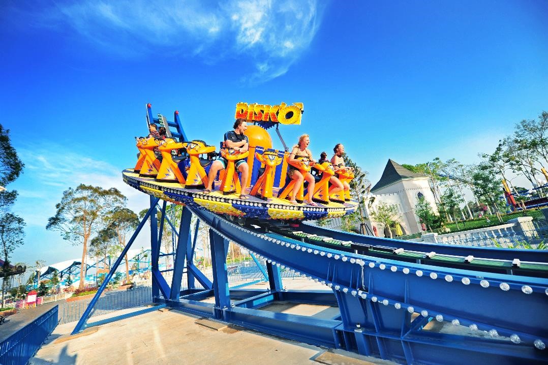 Chủ tịch Vingroup thuộc top 50 nhân vật có ảnh hưởng nhất ngành công viên giải trí toàn cầu