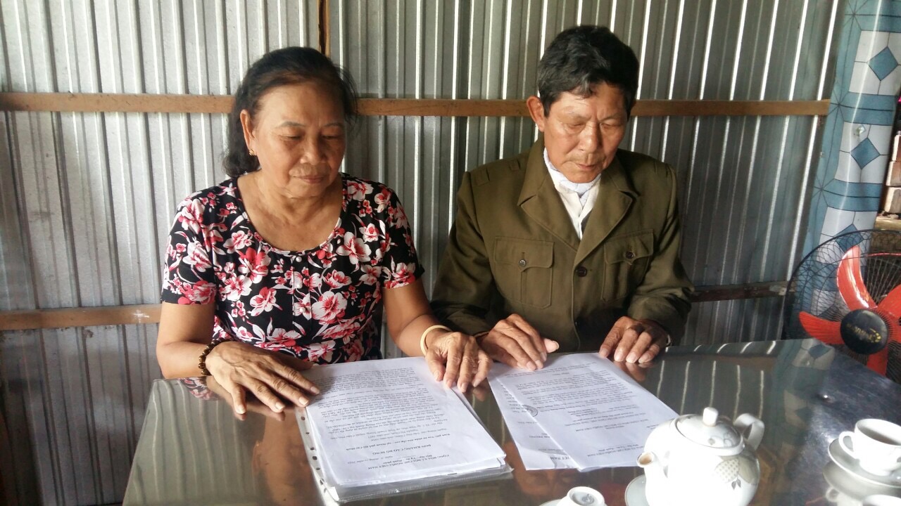 Vợ chồng cựu chiến binh Trần Duy Chi&ecirc;m