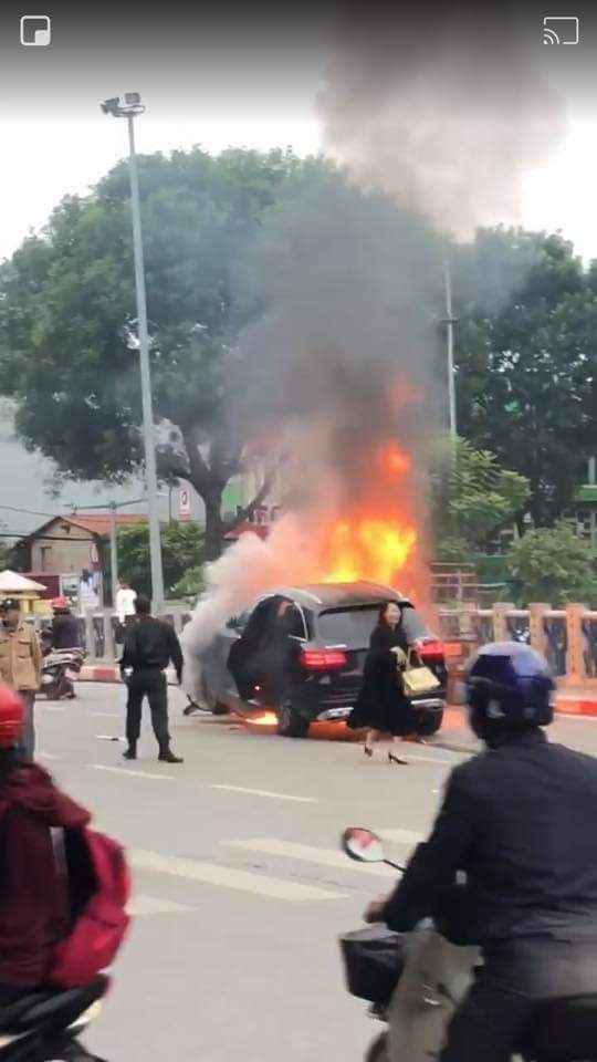 Tài xế điều khiển xe Mercedes gây tai nạn kinh hoàng là ai?