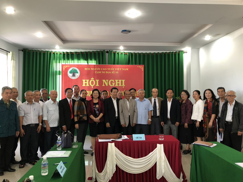 Cụm thi đua số 7 chụp ảnh lưu niệm tại Hội nghị giao ban năm 2019