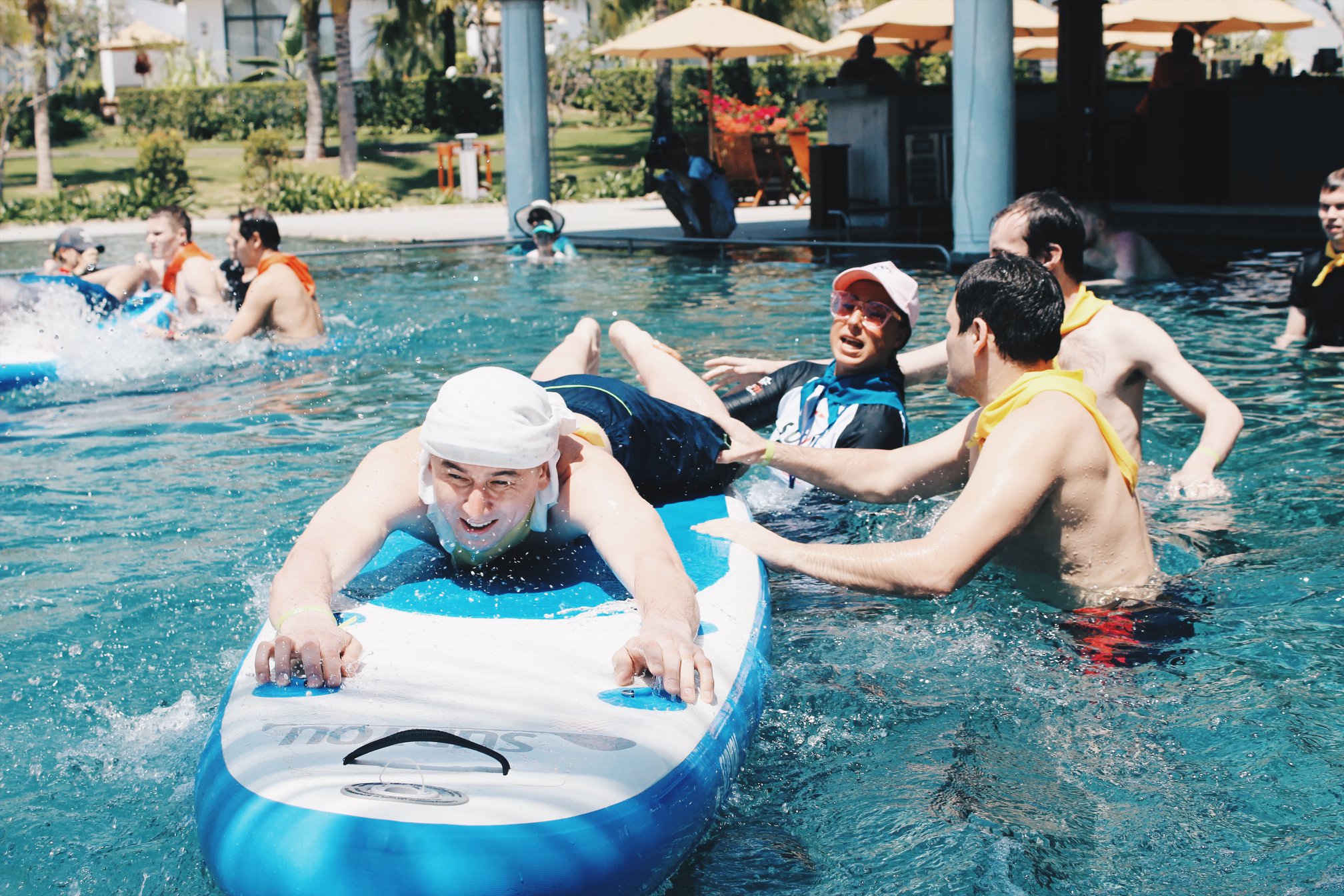 việc ph&aacute;t triển &ldquo;All &ndash; in - one&rdquo; gắn liền với khai th&aacute;c du lịch sẽ trở th&agrave;nh một xu hướng cạnh tranh tất yếu trong d&agrave;i hạn