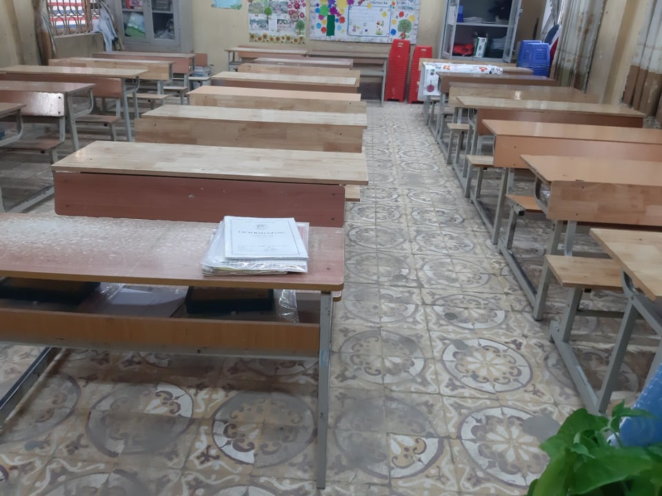 Lớp học kh&ocirc;ng c&oacute; học sinh đ&atilde; k&eacute;o d&agrave;i một tuần nay.