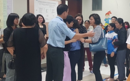 Huyện Sóc Sơn,Hà Nội: Trẻ mầm non tử vong khi chơi cầu trượt