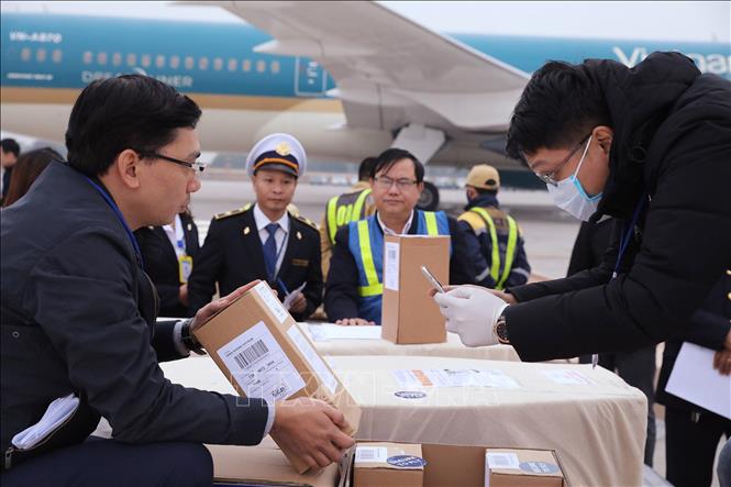 Thi thể và tro cốt 23 nạn nhân cuối cùng đã về đến sân bay quốc tế Nội Bài