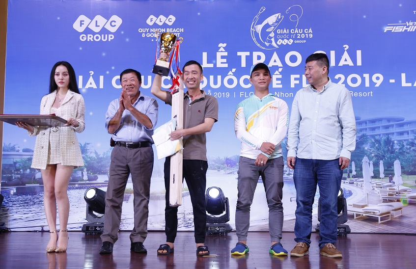 Hàng trăm cần thủ tranh tài kịch tính tại Giải câu cá Quốc tế FLC 2019