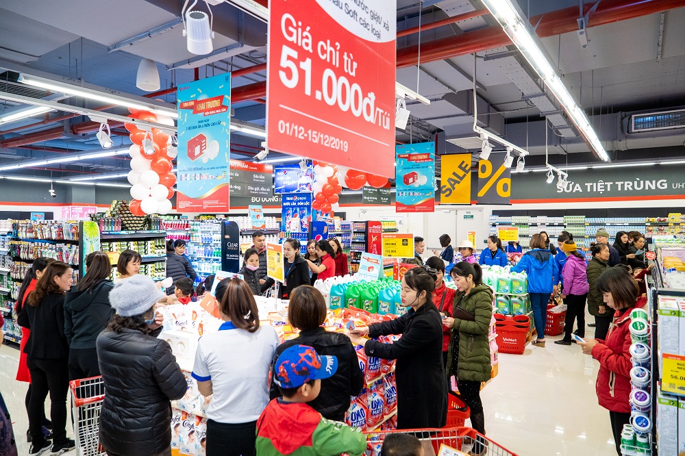 Si&ecirc;u thị h&agrave;ng ti&ecirc;u d&ugrave;ng VinMart v&agrave; si&ecirc;u thị điện m&aacute;y VinPro mang đến những mặt h&agrave;ng ch&iacute;nh h&atilde;ng, gi&aacute; cả hợp l&yacute; cho người ti&ecirc;u d&ugrave;ng