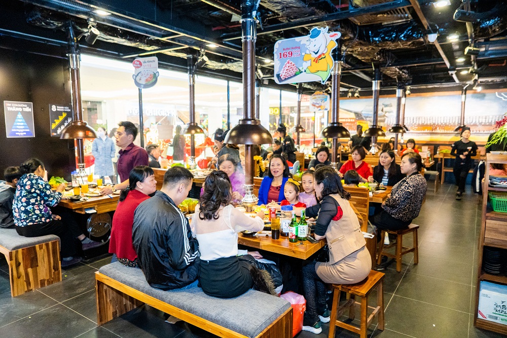 Kh&ocirc;ng gian ẩm thực mới mang đến nhiều lựa chọn cho kh&aacute;ch h&agrave;ng