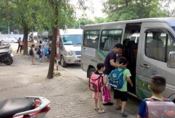 Hà Nội: 39 trường hợp xe đưa đón học sinh vi phạm bị xử lý